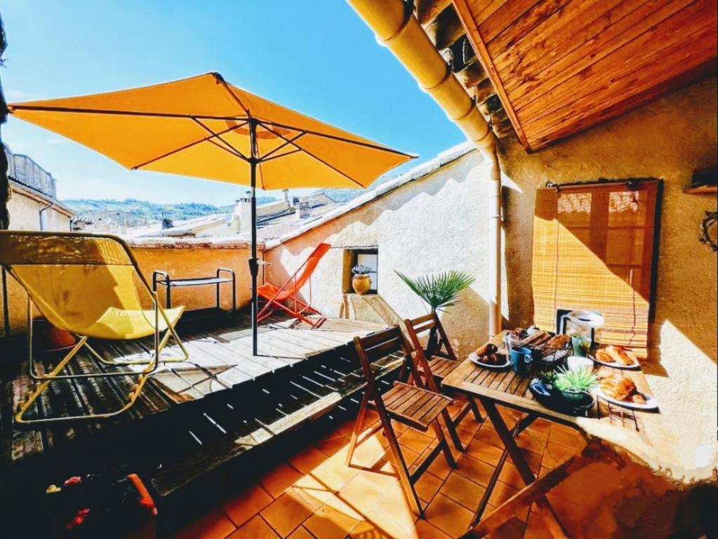 La Terrasse D'Olea, Au Coeur Du Village Buis-les-Baronnies Exterior photo