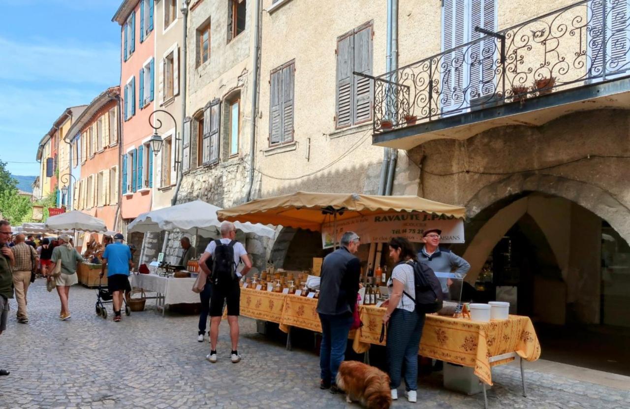 La Terrasse D'Olea, Au Coeur Du Village Buis-les-Baronnies Exterior photo