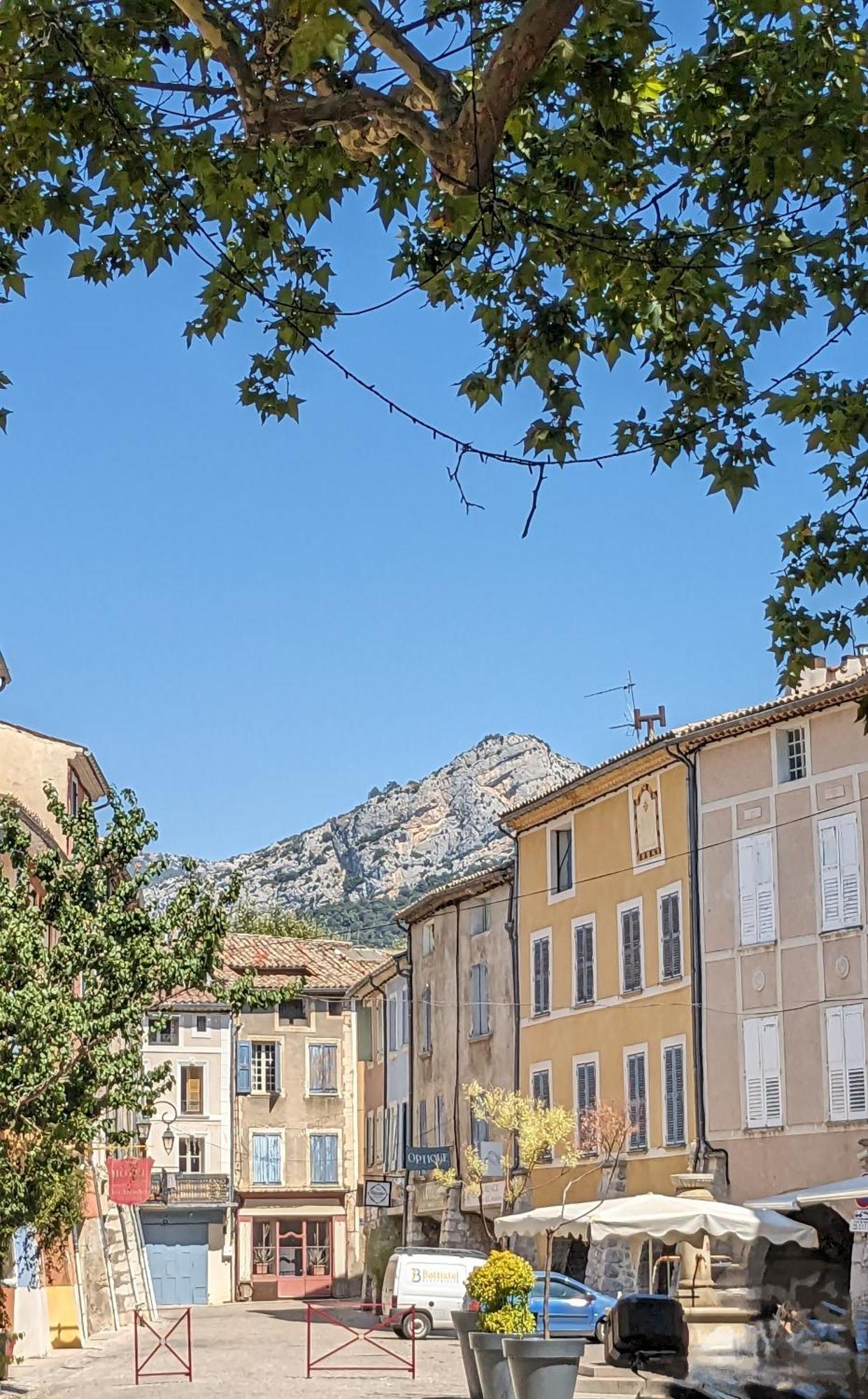 La Terrasse D'Olea, Au Coeur Du Village Buis-les-Baronnies Exterior photo
